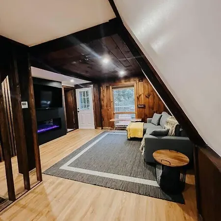 New! Cozy & Modern A-Frame In The Woods W/Hot Tub Villa Tamworth Exterior photo