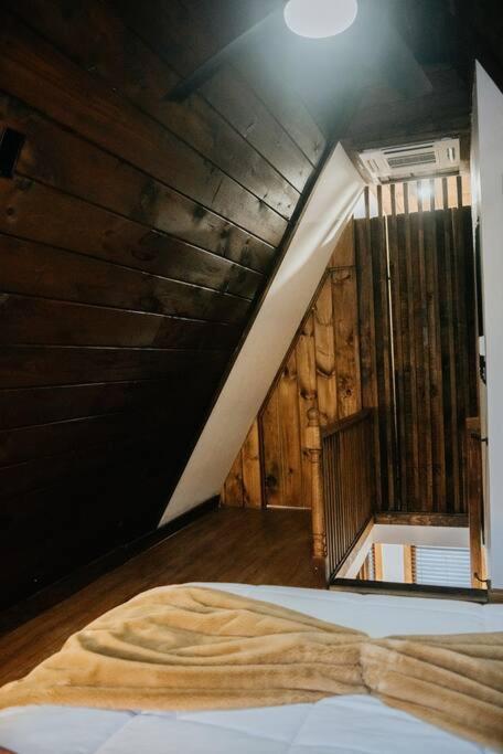 Chalet New! Cozy & Modern A-frame In The Woods W/hot Tub *