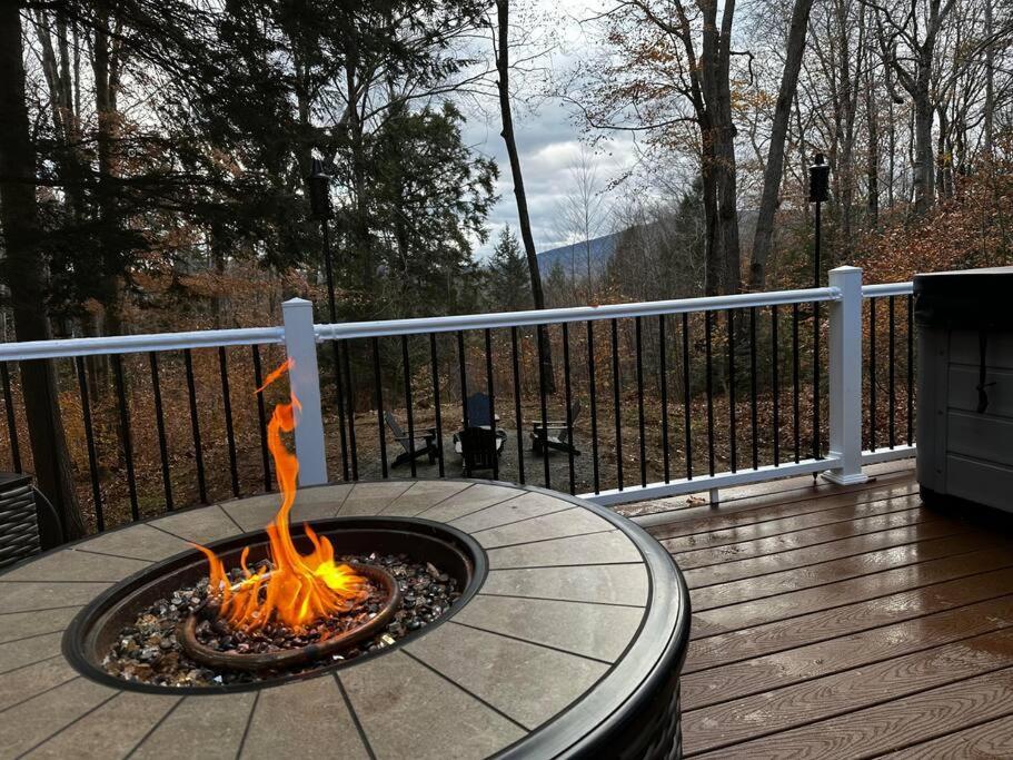 New! Cozy & Modern A-frame In The Woods W/hot Tub Chalet *
